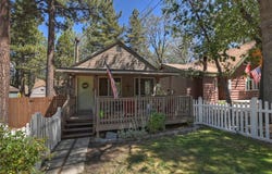 327 Wabash Lane, Sugarloaf, CA 92386