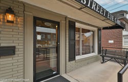1225 Main Street, Hellertown, PA 18055