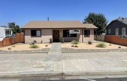 145 S D Street, Exeter, CA 93221