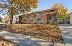 2829 Tepee Avenue, Independence, MO 64057