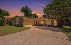 1622 Wendy Way, Richardson, TX 75081