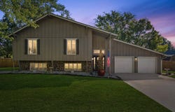 2712 Fairway Dr, Independence, KS 67301
