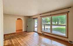 921 Lawrence, Pratt, KS 67124