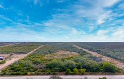 291 County Road 1670, Moore, TX 78057