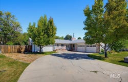 107 Felton St, Caldwell, ID 83605