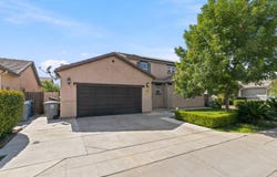 104 Corona Drive, Madera, CA 93638