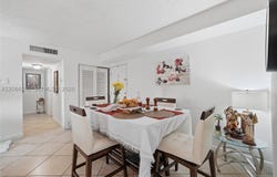 18101 NW 68th Ave, Hialeah, FL 33015