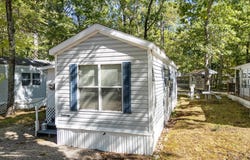 1 Robinson Way, Kennebunk, ME 04043