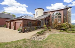 18348 Oakridge Road, Springdale, AR 72764