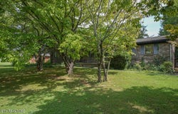 853 W Cunningham St, Alcoa, TN 37701