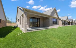 5872 Willow Grove Drive, Troy, MI 48085