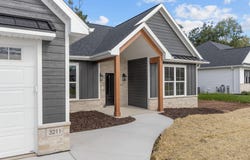 3211 ECLIPSE Drive, GREEN BAY, WI 54311