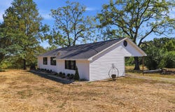 8574 County Road 6890, West Plains, MO 65775