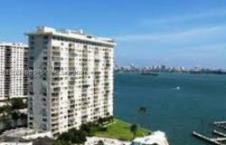 11111 Biscayne Blvd, Miami, FL 33181