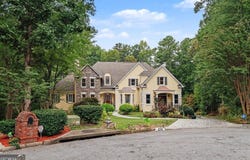 215 Hamden Trace SW, Atlanta, GA 30331