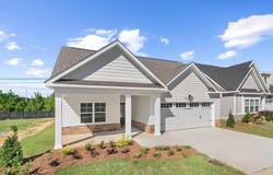109 Yorkhill, Dothan, AL 36305