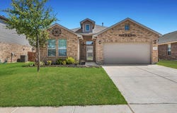 1402 Pleasanton Road, Cleburne, TX 76033