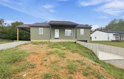 258 School Side Dr, Brandenburg, KY 40108