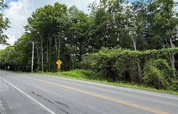 Ellis Hollow Road, Ithaca, NY 14850