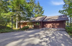 2811 TIMBERLINE Dr, Eugene, OR 97405