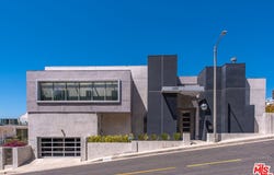2393 Mount Olympus Dr, Los Angeles, CA 90046
