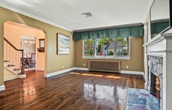 23 Allen Road, Rockville Centre, NY 11570