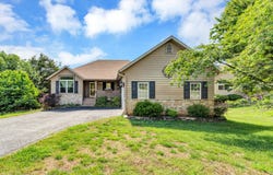 263 Mayden Lane, Branson, MO 65616