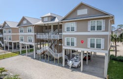124 1ST Avenue E, Horseshoe Beach, FL 32648