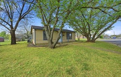 600 E South Street, Whitesboro, TX 76273