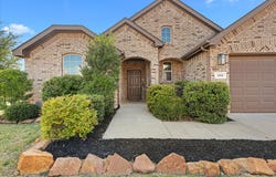 3501 Meadowtrail Lane, Denton, TX 76207