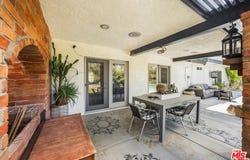 772 E El Conquistador, Palm Springs, CA 92262