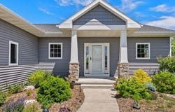 344 N 19th Ave, Sturgeon Bay, WI 54235