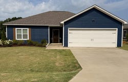 115 Thaxton Hills Dr, Thaxton, MS 38871