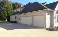 3062 Osage Way, Broadview Heights, OH 44147
