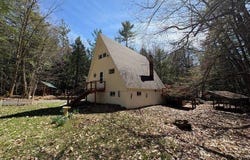 28 Pine Pl, Hadley, NY 12835