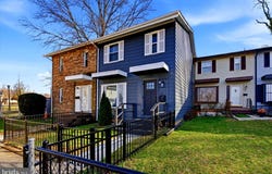 16 DAIMLER Drive, CAPITOL HEIGHTS, MD 20743