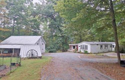318 County Road, Walpole, NH 03608