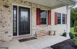 1554 LORRAINE Lane, CHAMBERSBURG, PA 17202