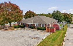 2641 S Hub Drive, Independence, MO 64055