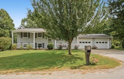204 N White Street, Sidney, IL 61877