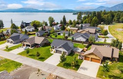40 Osprey Ln, Sandpoint, ID 83864