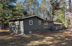 7428 Donnywood Circle E, Britt, MN 55710