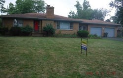 241 Jamesway, Benton Harbor, MI 49022