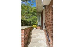 87 Surrey Run, Buffalo, NY 14221
