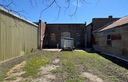 Gassaway Ave, Lott, TX 76656