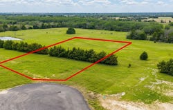 2810 Maple Road, Celeste, TX 75423