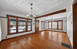 1312 E Jackson Boulevard, Elkhart, IN 46516-4417