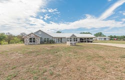 2162 Blackburn Road, Diana, TX 75640