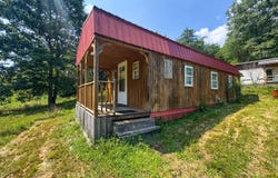 1732 Kokeen Rd., Oak Hill, OH 45656