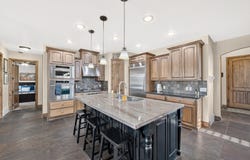 1043 E MACH SCHNELL Dr, Sandy, UT 84094